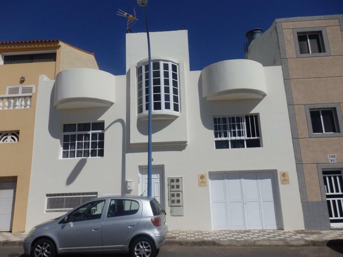 דירות ארינאגה Toni'S מראה חיצוני תמונה